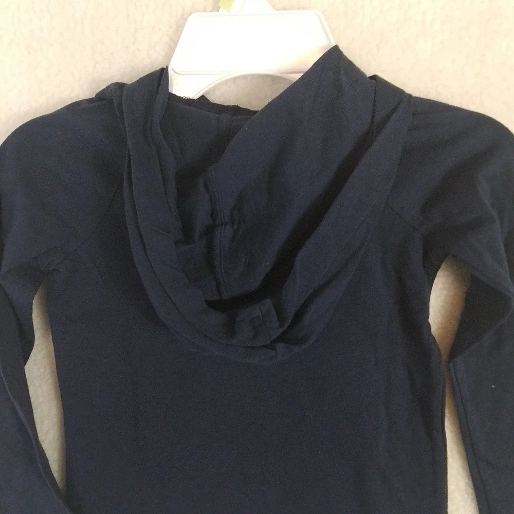 Carter's Long Sleeve Cotton T-Shirt‎ Hoodie Size 4 Navy w/ Be Kind Graphic